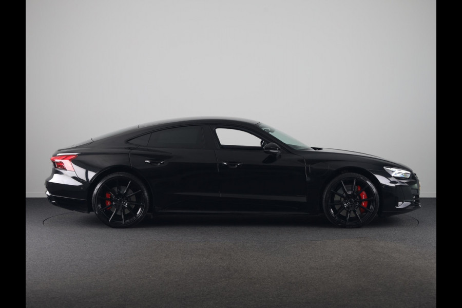 Audi e-tron GT RS 93 kWh 599pk | Panoramadak | Navigatie | Head Up display |Stoelverwaming en ventilatie | RS Design pakket | Laser led koplampen