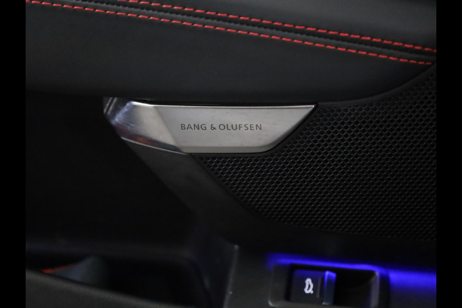 Audi e-tron GT RS 93 kWh 599pk | Panoramadak | Navigatie | Head Up display |Stoelverwaming en ventilatie | RS Design pakket | Laser led koplampen