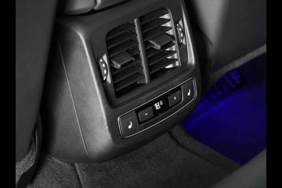 Audi e-tron GT RS 93 kWh 599pk | Panoramadak | Navigatie | Head Up display |Stoelverwaming en ventilatie | RS Design pakket | Laser led koplampen
