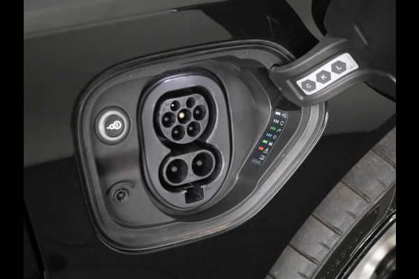 Audi e-tron GT RS 93 kWh 599pk | Panoramadak | Navigatie | Head Up display |Stoelverwaming en ventilatie | RS Design pakket | Laser led koplampen