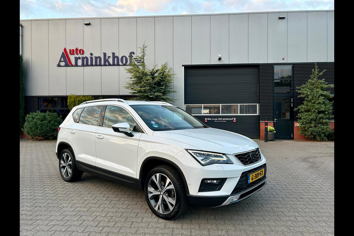 Seat Ateca 1.5 TSI Style, stoelverw. , cruise, automatische trekhaak, el. achterklep.