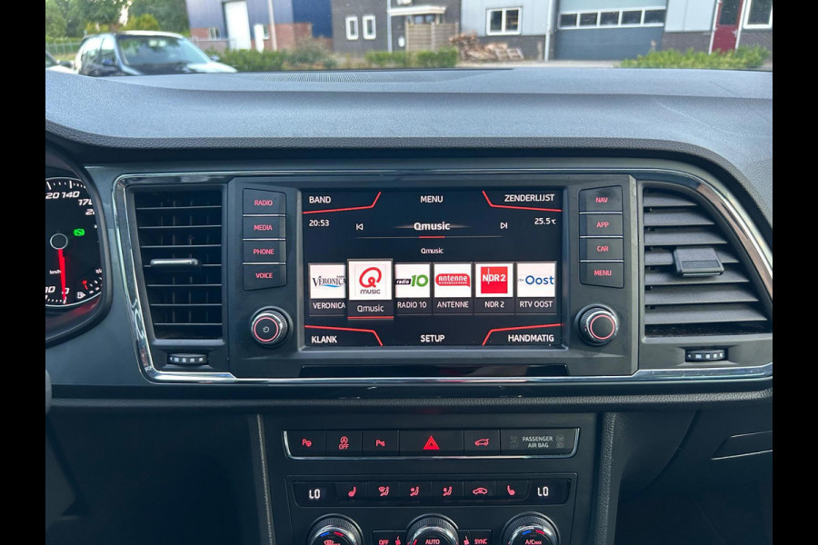 Seat Ateca 1.5 TSI Style, stoelverw. , cruise, automatische trekhaak, el. achterklep.