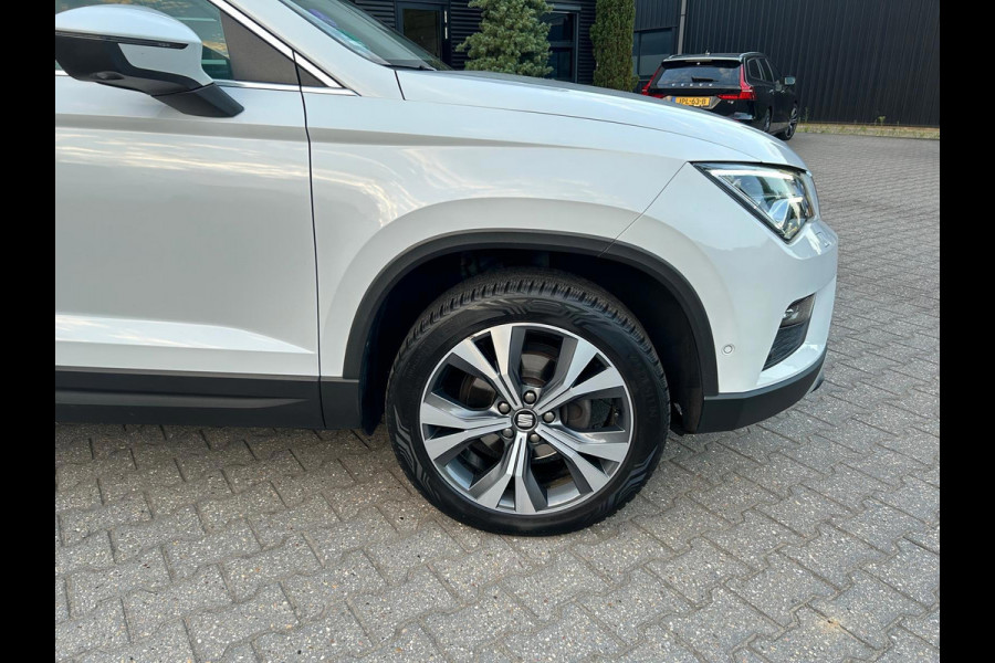 Seat Ateca 1.5 TSI Style, stoelverw. , cruise, automatische trekhaak, el. achterklep.