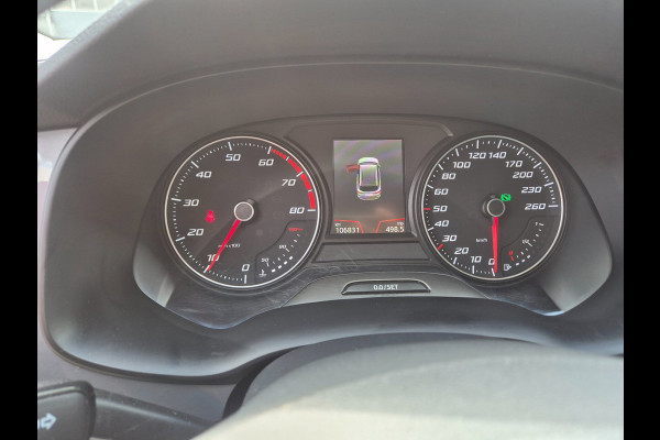 Seat Ateca 1.5 TSI Style, stoelverw. , cruise, automatische trekhaak, el. achterklep.