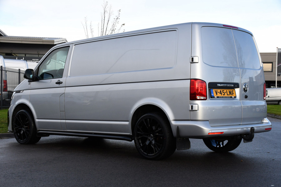 Volkswagen Transporter 2.0 TDI L2H1 ABT Edition Carplay, Sensoren, Cruise, LED, 150pk, Automaat, Multimedia, Uniek!