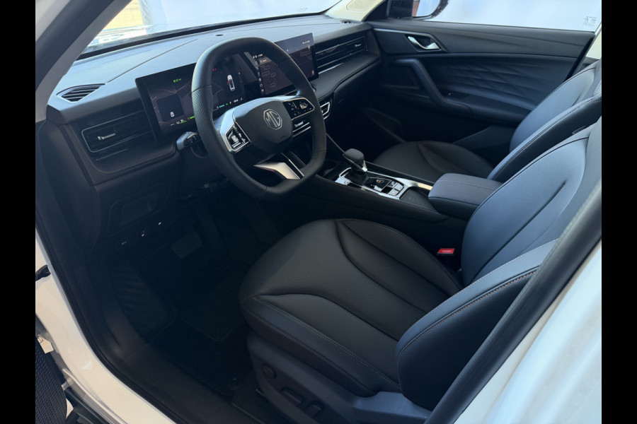 MG MG HS PHEV 1.5 TGDI LUXURY PHEV PLUG-IN HYBRIDE | LEER | 272PK NIEUWE AUTO | >1.000 KM TOTAAL BEREIK | 360° CAMERA | ELEKTRISCHE ACHTERKLEP