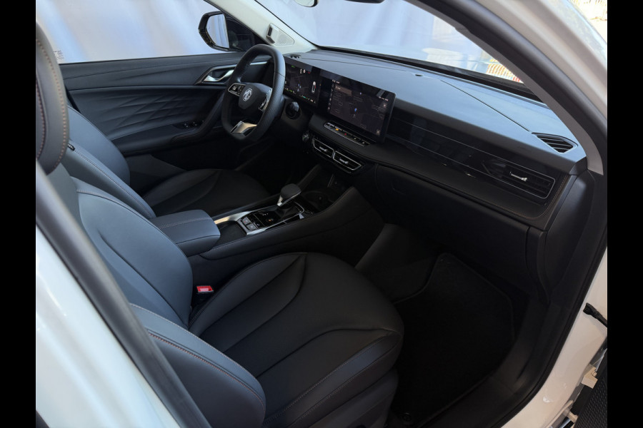 MG MG HS PHEV 1.5 TGDI LUXURY PHEV PLUG-IN HYBRIDE | LEER | 272PK NIEUWE AUTO | >1.000 KM TOTAAL BEREIK | 360° CAMERA | ELEKTRISCHE ACHTERKLEP