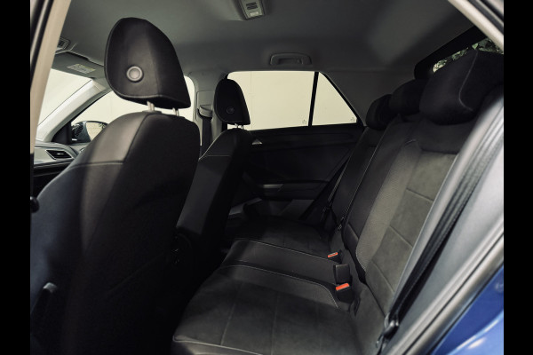 Volkswagen T-Roc 1.5 TSI DSG Style | IQ Light | Camera | Stoel/stuurverw.