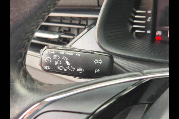 Škoda Kamiq 1.0 TSI Style Virtual, Carplay, Camera