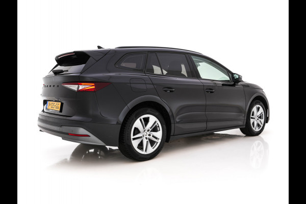 Škoda ENYAQ iV 60 [ 3-Fase-11kW ] {SoH-88%} (INCL-BTW) *LEATHER-FABRIC | FULL-LED | DIGI-COCKPIT | CAMERA | KEYLESS | NAVI-FULLMAP | AMBIENTLIGHT | ECC | HEATED-COMFORTSEATS | PRIVACY-GLASS | DAB+ | PDC | CRUISE | 19"ALU*