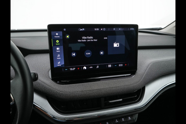 Škoda ENYAQ iV 60 [ 3-Fase-11kW ] {SoH-88%} (INCL-BTW) *LEATHER-FABRIC | FULL-LED | DIGI-COCKPIT | CAMERA | KEYLESS | NAVI-FULLMAP | AMBIENTLIGHT | ECC | HEATED-COMFORTSEATS | PRIVACY-GLASS | DAB+ | PDC | CRUISE | 19"ALU*