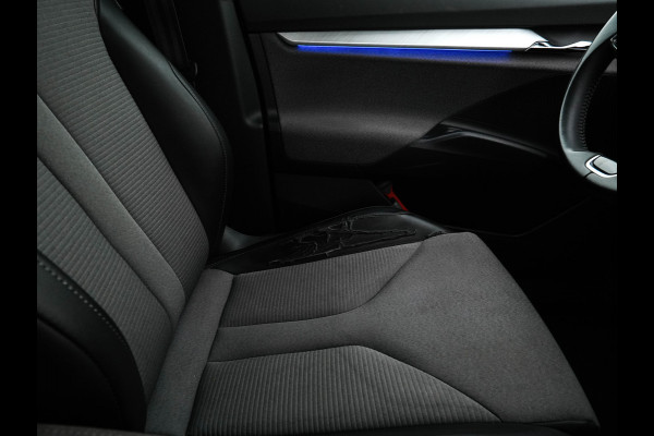 Škoda ENYAQ iV 60 [ 3-Fase-11kW ] {SoH-88%} (INCL-BTW) *LEATHER-FABRIC | FULL-LED | DIGI-COCKPIT | CAMERA | KEYLESS | NAVI-FULLMAP | AMBIENTLIGHT | ECC | HEATED-COMFORTSEATS | PRIVACY-GLASS | DAB+ | PDC | CRUISE | 19"ALU*