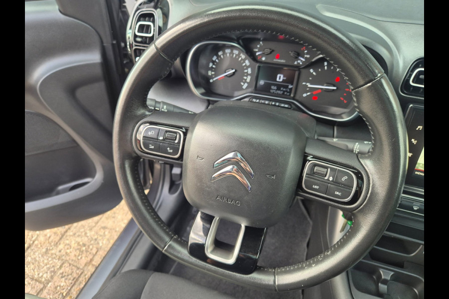 Citroën C3 Aircross 1.2 PureTech S&S Shine Pano, Trekhaak, NAP