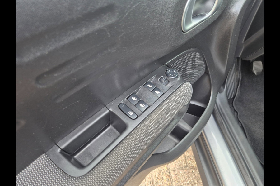 Citroën C3 Aircross 1.2 PureTech S&S Shine Pano, Trekhaak, NAP
