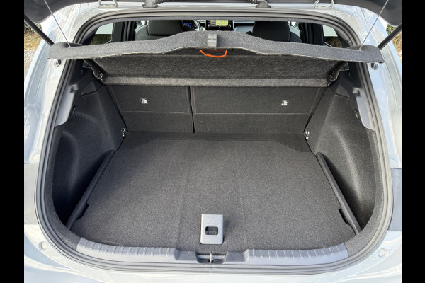 Toyota Corolla 2.0 Hybrid Dynamic | ACC | CarPlay | JBL | Camera | Keyless
