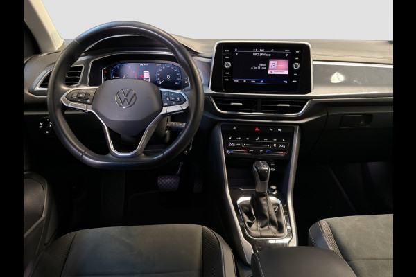 Volkswagen T-Roc 1.5 TSI Style|150PK|ACC|IQ.Light|Winterpack|Camera|Carplay