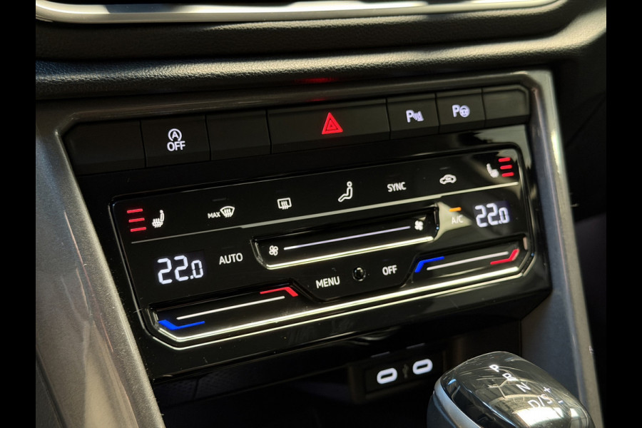 Volkswagen T-Roc 1.5 TSI Style|150PK|ACC|IQ.Light|Winterpack|Camera|Carplay