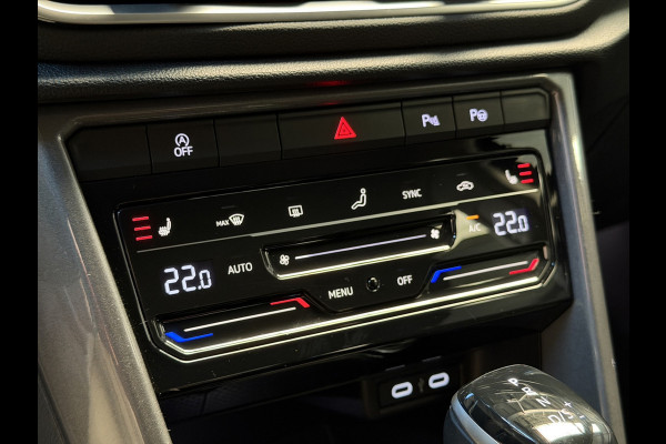Volkswagen T-Roc 1.5 TSI Style|150PK|ACC|IQ.Light|Winterpack|Camera|Carplay