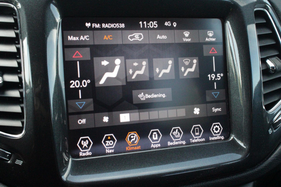Jeep Compass 4xe 240PK Plug-in Hybrid ELECTRIC S | AFNEEMBARE TREKHAAK | PANORAMA SCHUIF/KANTEL DAK | DAB+ RADIO | NAVIGATIE | ELEKTRISCH BEDIENBARE VOORSTOELEN MET GEHEUGENFUNCTIE OP DE BESTUURDERSSTOEL | STOEL/STUUR VERWARMING | STOEL VENTILATIE | CRUISE CONTROL | DODEHOEK DETECTIE | CLIMATE CONTROL | XENON KOPLAMPEN | LEDEREN BEKLEDING | ELEKTRISCH BEDIENBARE ACHTERKLEP | KEYLESS ENTRY/START | PARKEERSENSOREN VOOR + ACHTER | ACHTERUITRIJ CAMERA | ALPINE AUDIO SYSTEM |