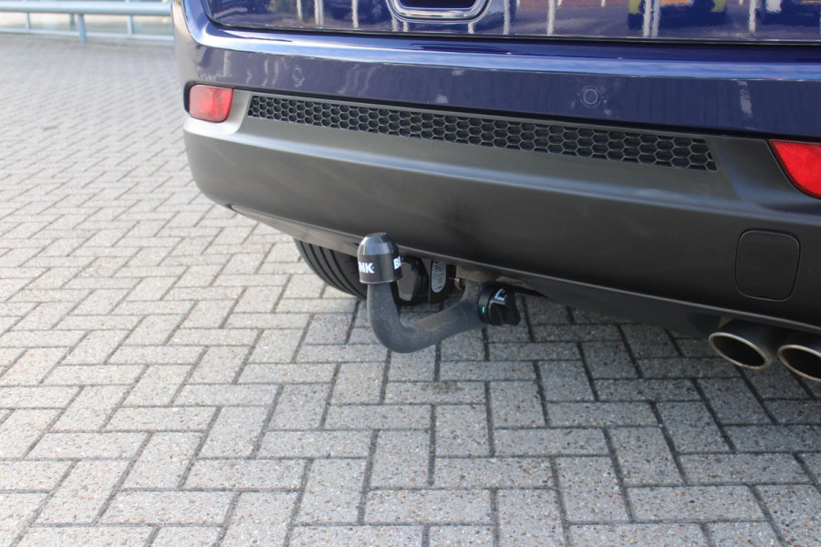 Jeep Compass 4xe 240PK Plug-in Hybrid ELECTRIC S | AFNEEMBARE TREKHAAK | PANORAMA SCHUIF/KANTEL DAK | DAB+ RADIO | NAVIGATIE | ELEKTRISCH BEDIENBARE VOORSTOELEN MET GEHEUGENFUNCTIE OP DE BESTUURDERSSTOEL | STOEL/STUUR VERWARMING | STOEL VENTILATIE | CRUISE CONTROL | DODEHOEK DETECTIE | CLIMATE CONTROL | XENON KOPLAMPEN | LEDEREN BEKLEDING | ELEKTRISCH BEDIENBARE ACHTERKLEP | KEYLESS ENTRY/START | PARKEERSENSOREN VOOR + ACHTER | ACHTERUITRIJ CAMERA | ALPINE AUDIO SYSTEM |