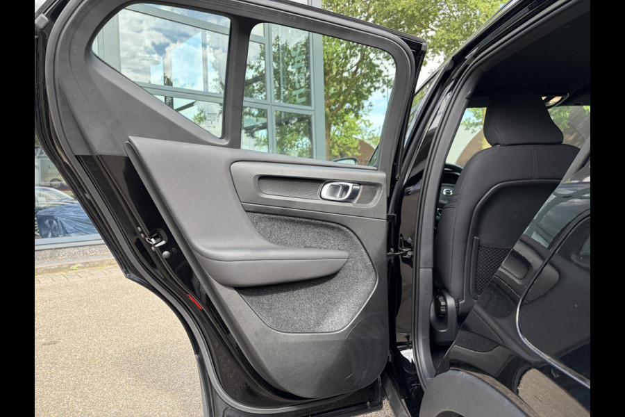 Volvo XC40 Core Recharge SOH 97% | STOEL & STUUR VERWARMING | WARMTEPOMP | ACHTERUITRIJCAMERA | ADAPT. CRUISE CONTROL | 12 MND BOVAG GARANTIE