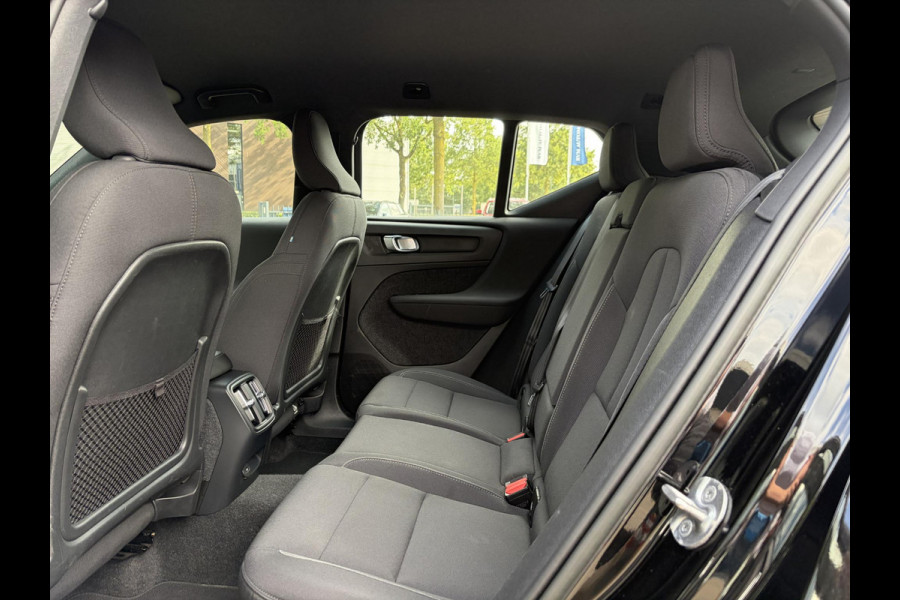 Volvo XC40 Core Recharge SOH 97% | STOEL & STUUR VERWARMING | WARMTEPOMP | ACHTERUITRIJCAMERA | ADAPT. CRUISE CONTROL | 12 MND BOVAG GARANTIE