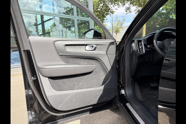 Volvo XC40 Core Recharge SOH 97% | STOEL & STUUR VERWARMING | WARMTEPOMP | ACHTERUITRIJCAMERA | ADAPT. CRUISE CONTROL | 12 MND BOVAG GARANTIE