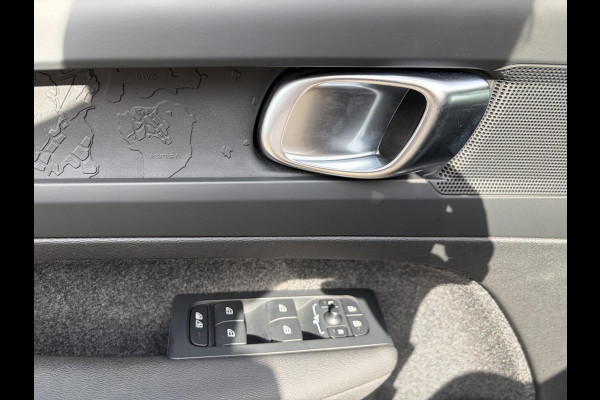 Volvo XC40 Core Recharge SOH 97% | STOEL & STUUR VERWARMING | WARMTEPOMP | ACHTERUITRIJCAMERA | ADAPT. CRUISE CONTROL | 12 MND BOVAG GARANTIE