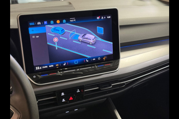Volkswagen Golf 1.5 eTSI Life Edition | Stoel/Stuurverwarming | Carplay | Parkeersensoren | Led | Sfeerverlichting