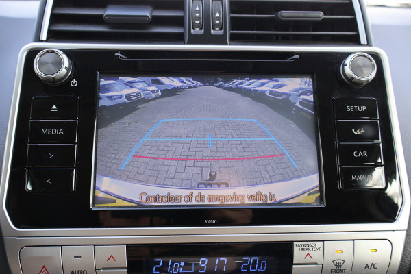 Toyota Land Cruiser 2.8 D-4D-F Challenger Window Van