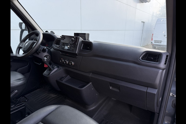 Renault Master Plancher T35 2.3 DCI 150PK Automaat LED Airco Cruise Control Camera Foodtruck Meubelbak Paardenwagen