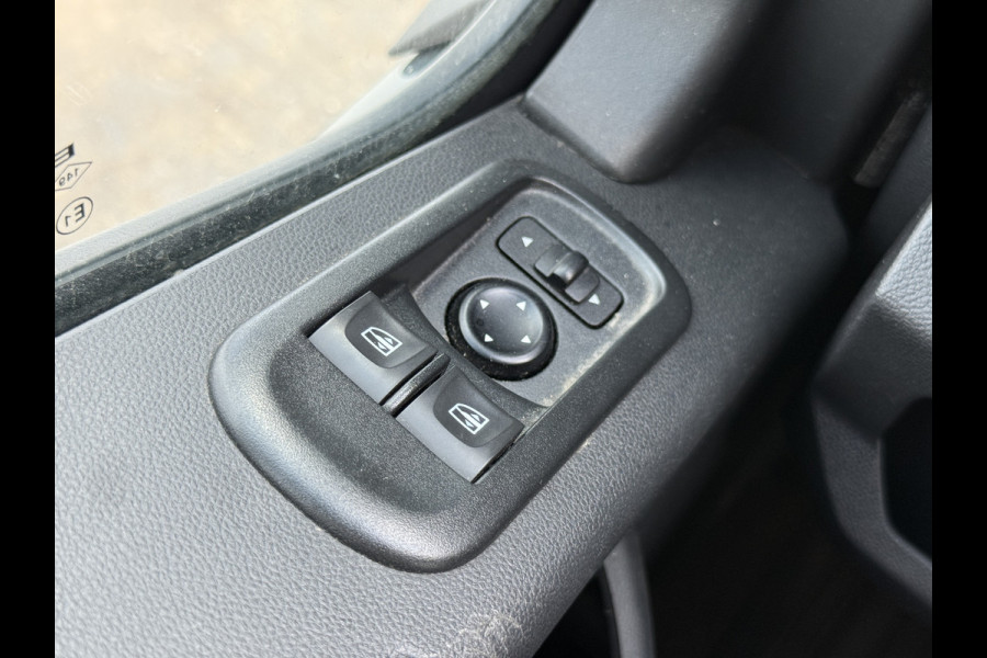 Renault Master Plancher T35 2.3 DCI 150PK Automaat LED Airco Cruise Control Camera Foodtruck Meubelbak Paardenwagen