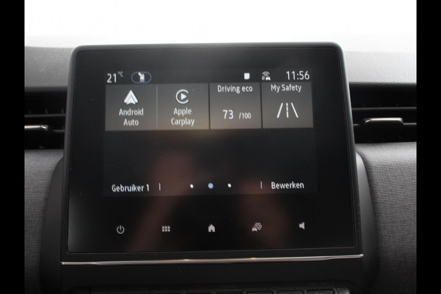 Renault Clio 1.0 TCe 90 Evolution Climate control Cruise control Camera Parkeersensoren achter Verwarmde voorstoelen Stuurverwarming LED Trekhaak Apple Carplay/ Android Auto