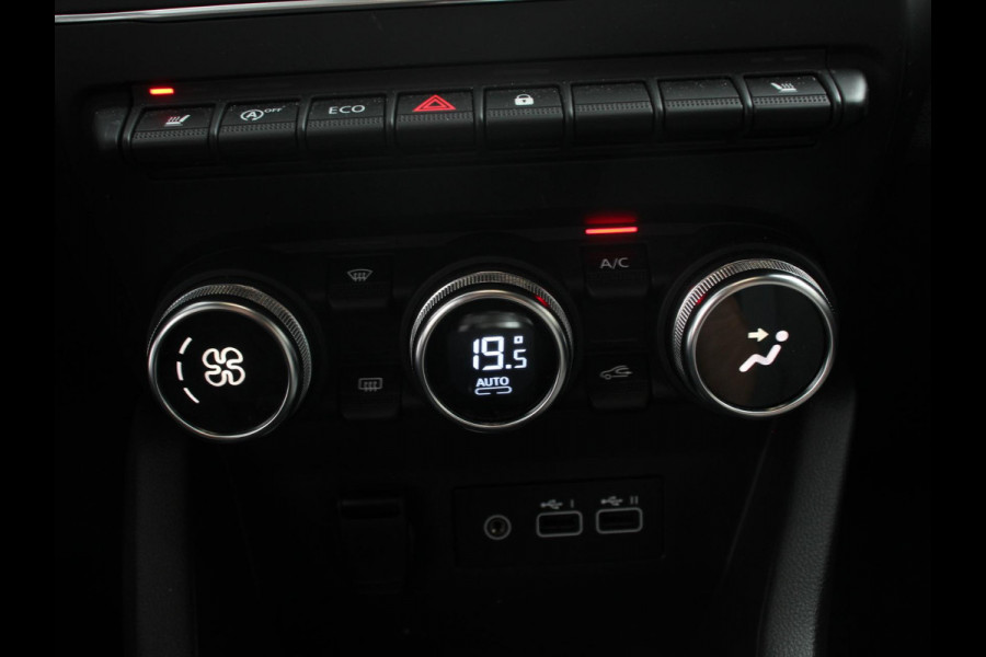 Renault Clio 1.0 TCe 90 Evolution Climate control Cruise control Camera Parkeersensoren achter Verwarmde voorstoelen Stuurverwarming LED Trekhaak Apple Carplay/ Android Auto