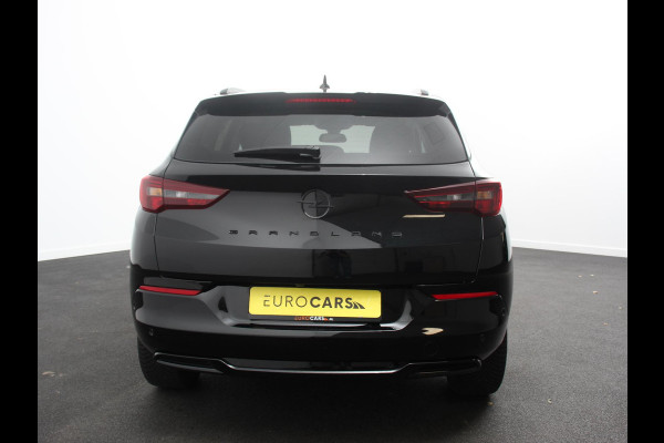 Opel Grandland 1.2 Turbo GS Automaat Navigatie Apple Carplay/Android Auto Camera Parkeersensoren Adaptive Cruise Control Dodehoekdetectie Stoel-en stuurverwarming Climate Control Lichtmetalen velgen