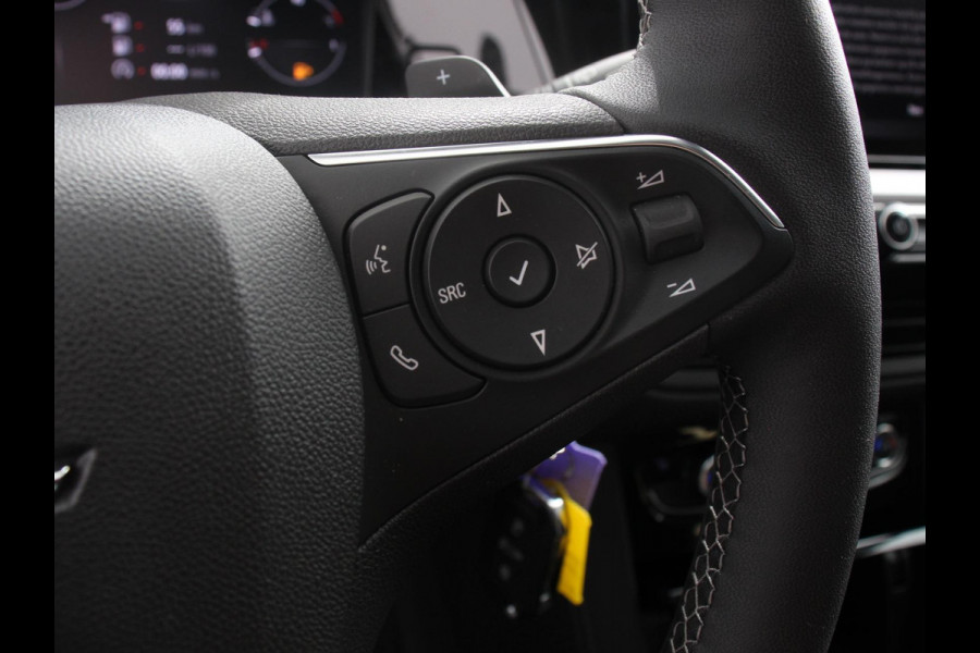 Opel Grandland 1.2 Turbo GS Automaat Navigatie Apple Carplay/Android Auto Camera Parkeersensoren Adaptive Cruise Control Dodehoekdetectie Stoel-en stuurverwarming Climate Control Lichtmetalen velgen