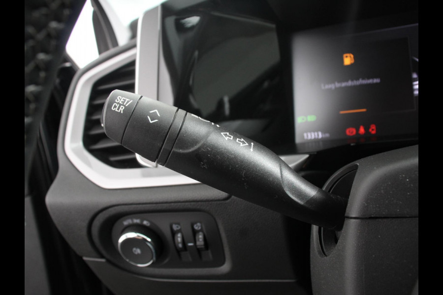 Opel Grandland 1.2 Turbo GS Automaat Navigatie Apple Carplay/Android Auto Camera Parkeersensoren Adaptive Cruise Control Dodehoekdetectie Stoel-en stuurverwarming Climate Control Lichtmetalen velgen