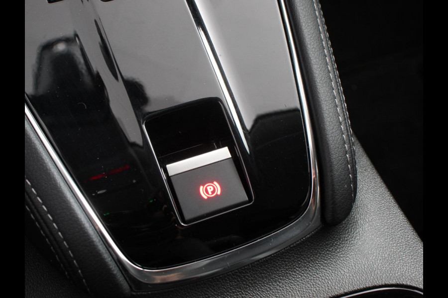 Opel Grandland 1.2 Turbo GS Automaat Navigatie Apple Carplay/Android Auto Camera Parkeersensoren Adaptive Cruise Control Dodehoekdetectie Stoel-en stuurverwarming Climate Control Lichtmetalen velgen