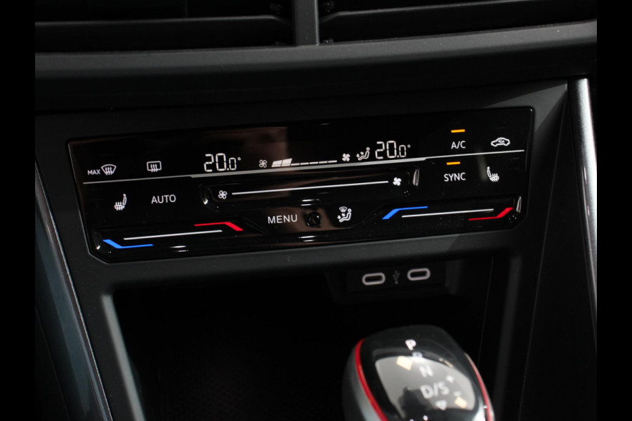 Volkswagen Polo 2.0 TSI GTI 207pk Automaat Digitale Cockpit Navigatie Apple Carplay/Android Auto Climate Control Extra getint Glas Stoelverwarming Dab Led Adaptive Cruise Control
