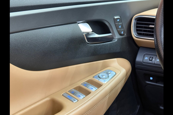 Hyundai Santa Fe 1.6 T-GDI PHEV Premium Sky 7p. | Full Option | Pano | HuD | ACC | Park Assist | 360 | Trekhaak | Dealer Onderhoud