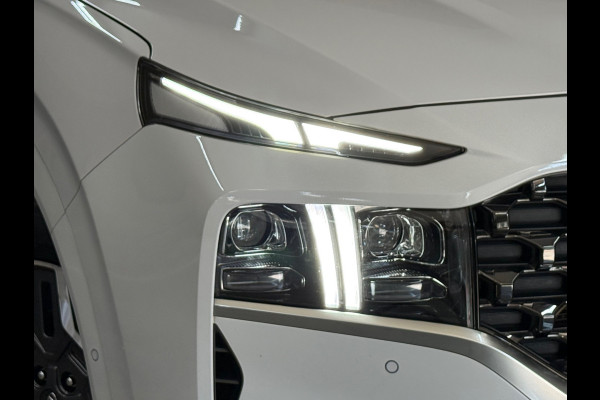 Hyundai Santa Fe 1.6 T-GDI PHEV Premium Sky 7p. | Full Option | Pano | HuD | ACC | Park Assist | 360 | Trekhaak | Dealer Onderhoud