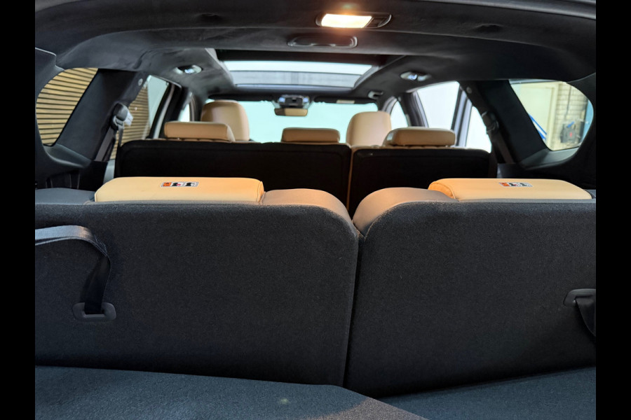Hyundai Santa Fe 1.6 T-GDI PHEV Premium Sky 7p. | Full Option | Pano | HuD | ACC | Park Assist | 360 | Trekhaak | Dealer Onderhoud