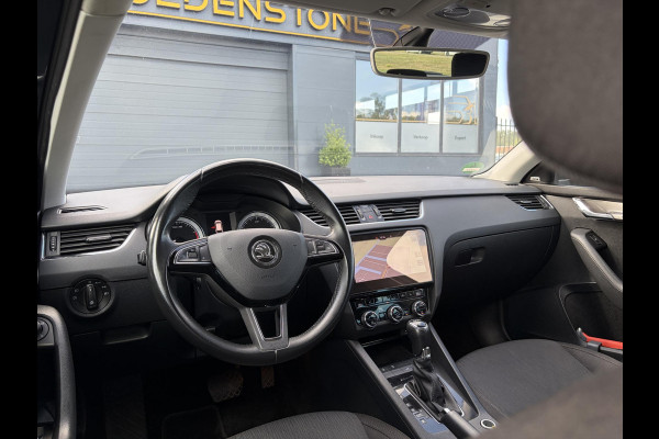 Škoda Octavia Combi 1.5 TSI Greentech Style Business 2e Eigenaar,Draadloze telefoonlader,Carplay,Camera,Navi,Trekhaak,150pk,Pdc V+A,Keyless,Clima,Cruise,Elekt.Stoel,Recent beurt gehad,N.A.P,Apk tot 07-2027