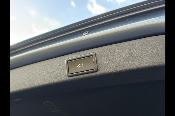 Škoda Octavia Combi 1.5 TSI Greentech Style Business 2e Eigenaar,Draadloze telefoonlader,Carplay,Camera,Navi,Trekhaak,150pk,Pdc V+A,Keyless,Clima,Cruise,Elekt.Stoel,Recent beurt gehad,N.A.P,Apk tot 07-2027
