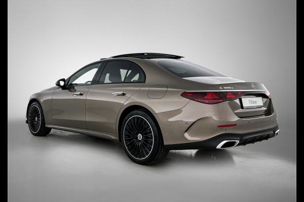 Mercedes-Benz E-Klasse 300 e Sport Edition | Premium pakket | Rijassistentie pakket Plus | Winter pakket | Nightpakket | Trekhaak | 20 inch AMG velgen | Panoramaschuifdak | 360°-camera | Burmester® 4D sound system |