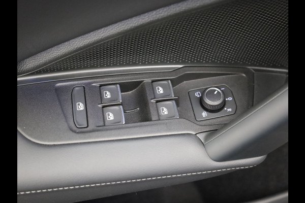 Volkswagen Tiguan 1.5 eTSI R-Line Edition | Panodak | Trekhaak wegkl. | Harman/Kardon | 360 Camera | Side Assist | Keyless | Prijs Rijklaar!!