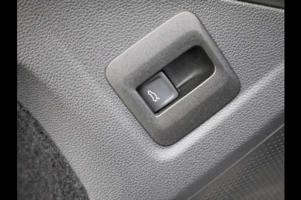 Volkswagen Tiguan 1.5 eTSI R-Line Edition | Panodak | Trekhaak wegkl. | Harman/Kardon | 360 Camera | Side Assist | Keyless | Prijs Rijklaar!!