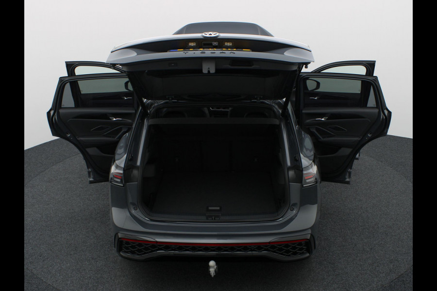 Volkswagen Tiguan 1.5 eTSI R-Line Edition | Panodak | Trekhaak wegkl. | Harman/Kardon | 360 Camera | Side Assist | Keyless | Prijs Rijklaar!!
