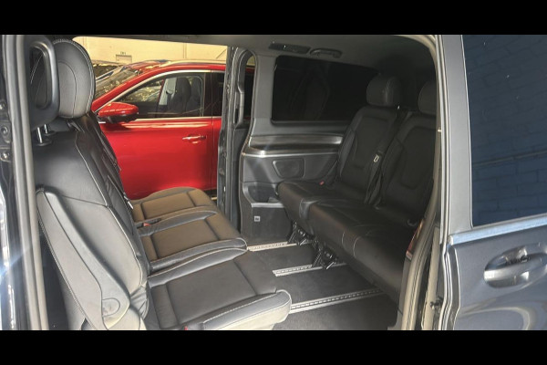 Mercedes-Benz Eqv 300 L2 Business Solution Limited 90 kWh 8-PERSOONS | 49.000 KM | BTW VERREKENBAAR | ELEKTRISCHE SCHUIFDEUREN | LEDER | 360° CAMERA | DODEHOEKDETECTIE | RIJKLAAR INCL. 12 MND BOVAG GARANTIE