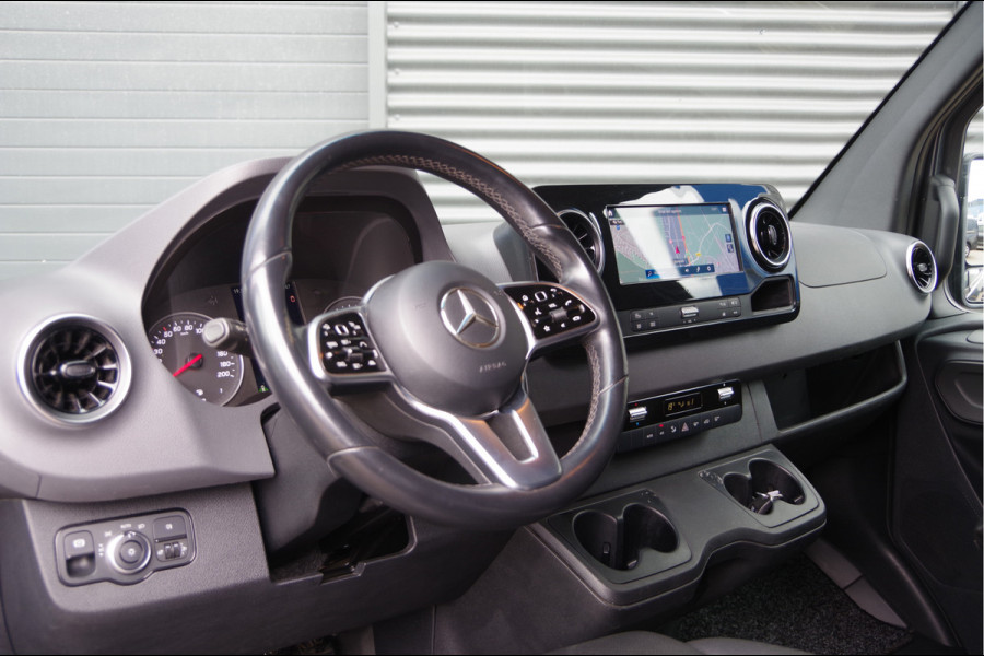Mercedes-Benz Sprinter 319 3.0 CDI V6 L2H1 MARGE! AUT. LED, 2X SCHUIFDEUR, 3.5T TREKHAAK, LEDER, ADAPT. CRUISE, 360 CAMERA, NAVI, CLIMA, STOELVERWARMIN